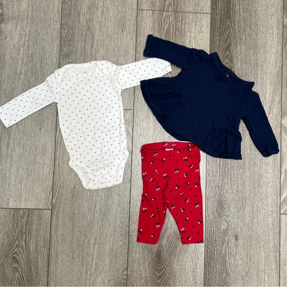 CARTERS 3PC LONG SLEEVE BODYSUIT LONG SLEEVE TOP AND LEGGINGS SET 6MO
